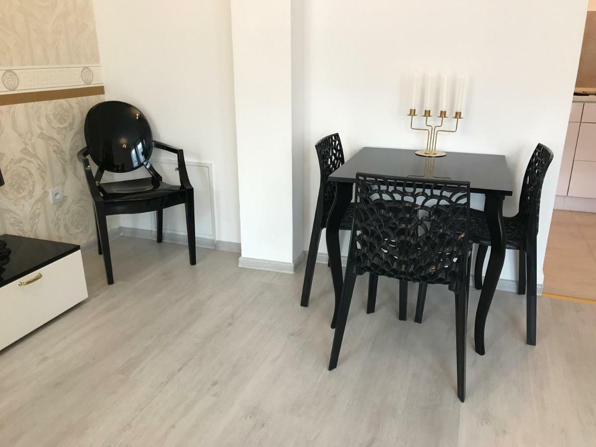 Zara Luxury Apartments The Absolute Center Of Žilina Exterior foto